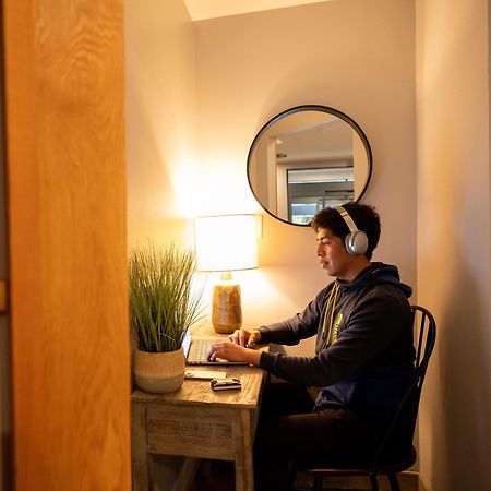 Alpenglow Lodge Bear Wonder One Bedroom By Mva Whistler Buitenkant foto